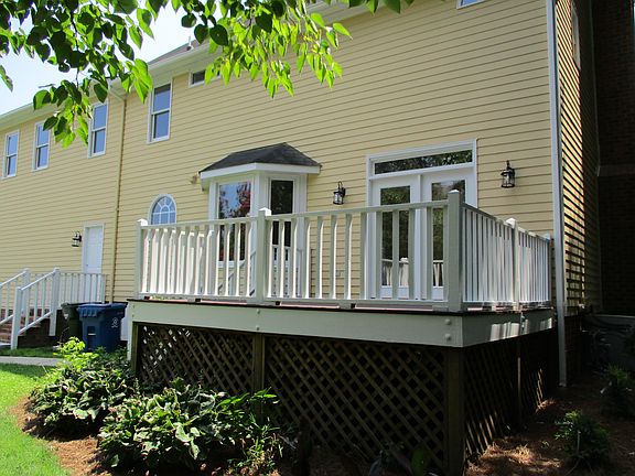 5th image of 417 Nichols Farm Dr