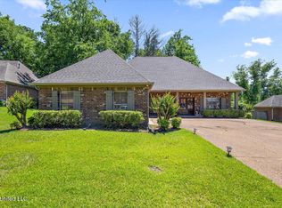 122 Weldon Dr, Madison, MS 39110