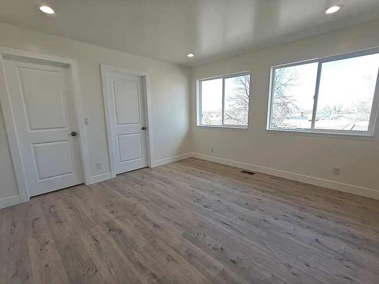 6662 S Highland Dr — Photo 6