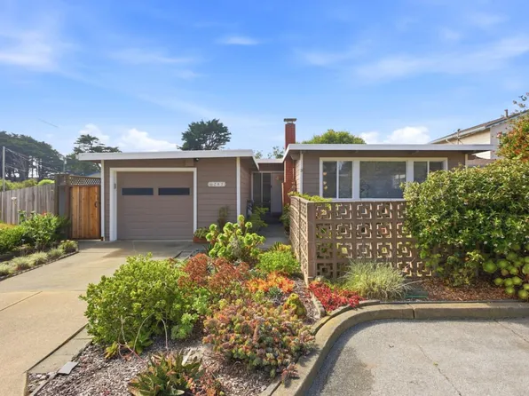 (undisclosed Address), Moss Beach, CA 94038