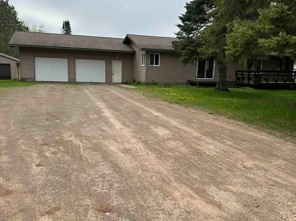 975 Pinewood Dr, Cloquet, MN 55720