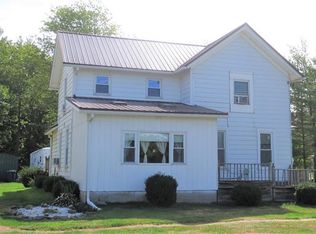 1817 County Line Rd, Lyndonville, NY 14098