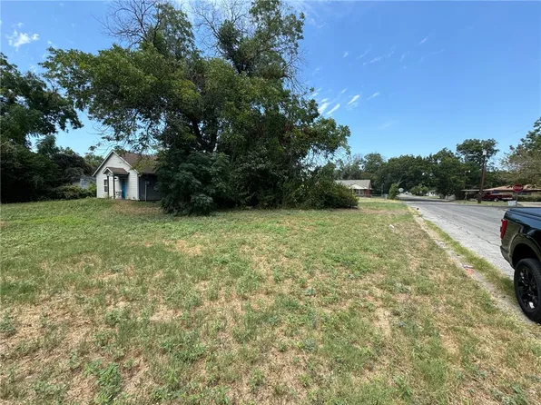 821 Carver St, Waco, TX 76704