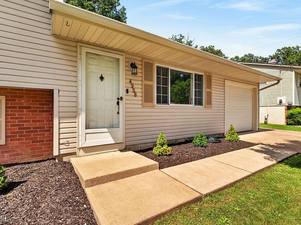 4958 Mapleview Dr, Vermilion, OH 44089 | Zillow
