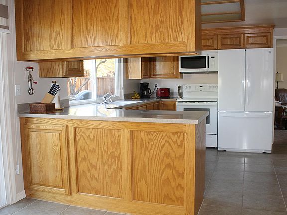4th image of 1162 Adams Dr