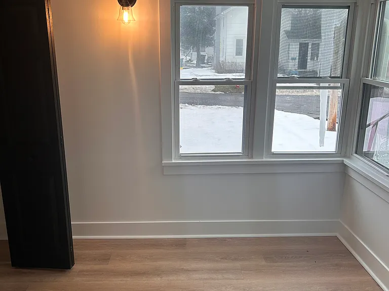 35 Mariah St — Photo 4