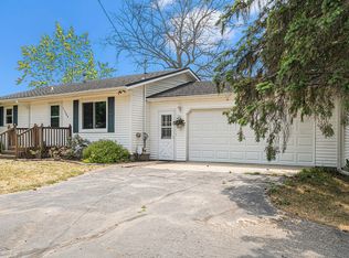 11385 Sprague Rd, Delton, MI 49046