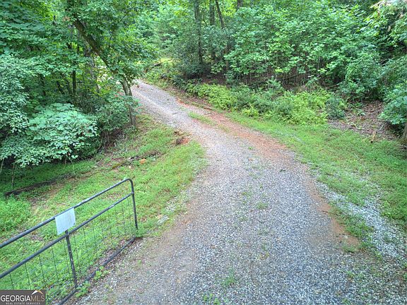 5th image of 393 Loudsville Church Rd