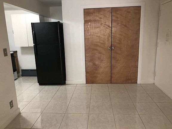 4th image of 3016 80th St #1