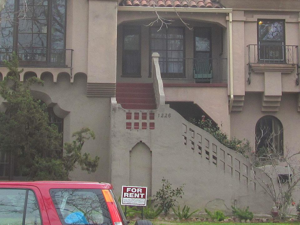 1st image of 1224 S Crescent Heights Blvd