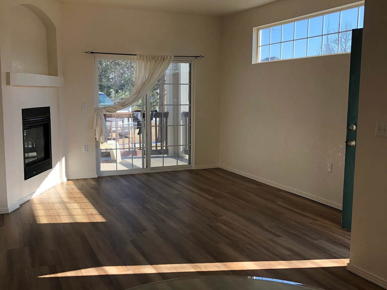 3 bed, 1440 sqft, $1,900 — Photo 4