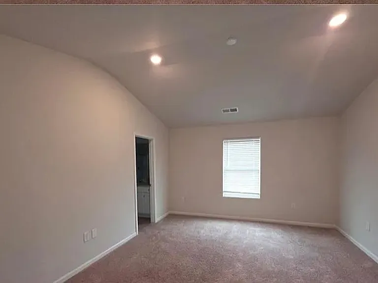 1116 Nia Rd — Photo 10