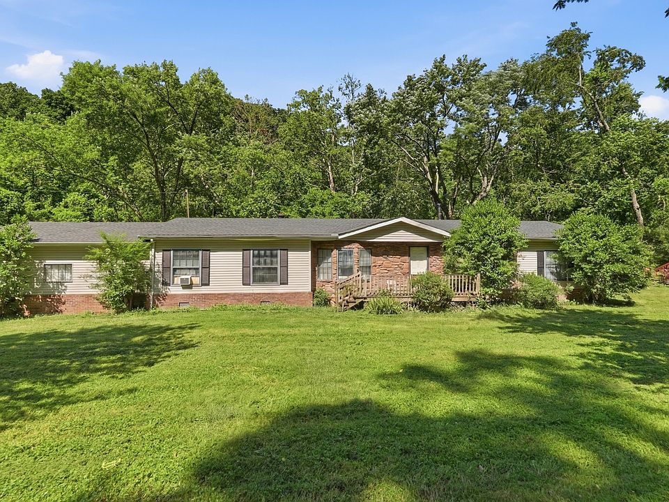 1st image of 2420 Baker Rd