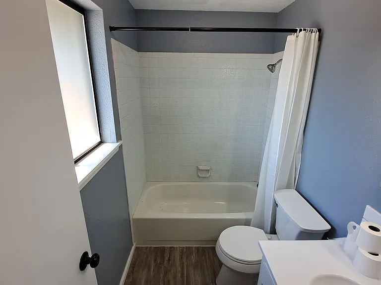 1316 S Woodlawn St — Photo 42
