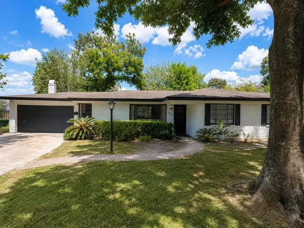 9350 Livernois Rd, Houston, TX 77080