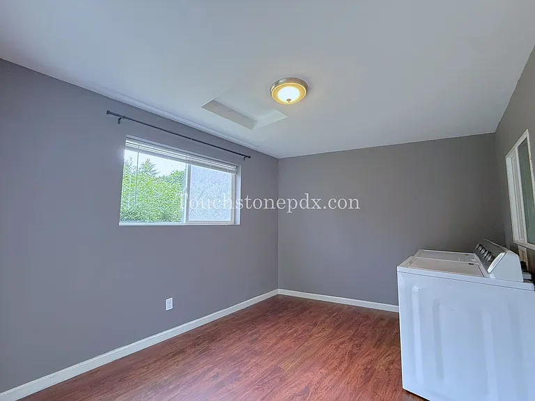 5660 SE 125th Ave — Photo 36