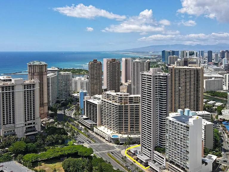 1910 Ala Moana Blvd #17B-17B-17B — Photo 26