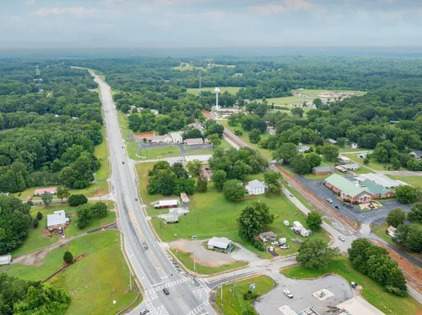 5111 Us Highway 441 S, Nicholson, GA 30565