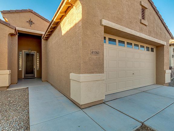 4th image of 41060 W Novak Ln