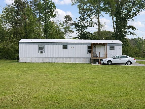 4th image of 2582 Miller Ave