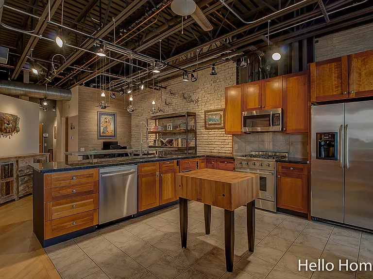 801 Monroe Ave NW #205 — Photo 3