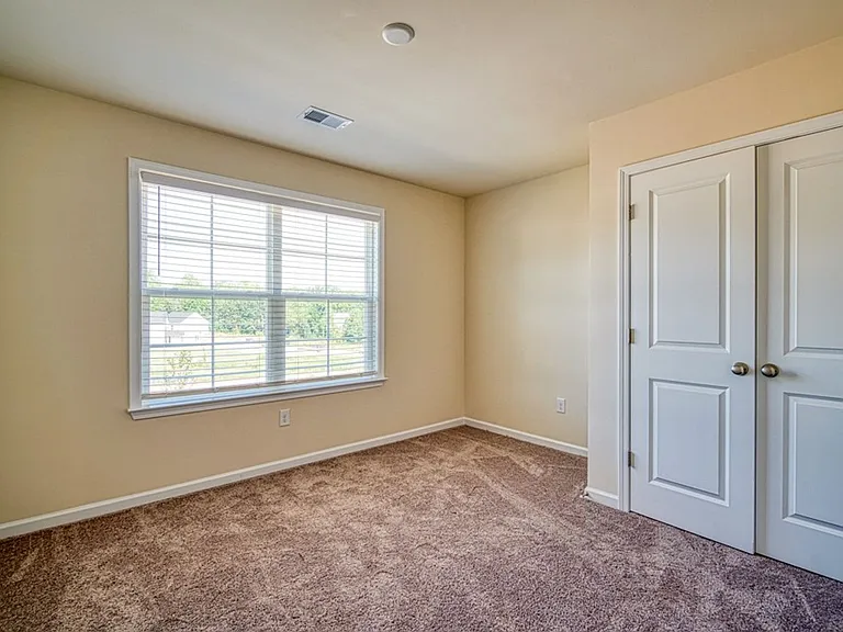 572 Millsgate Cir — Photo 28