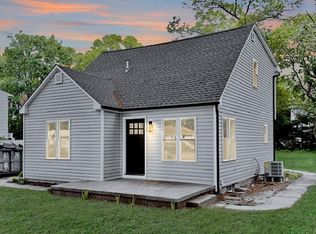 49 Heston Rd, Shirley, NY 11967