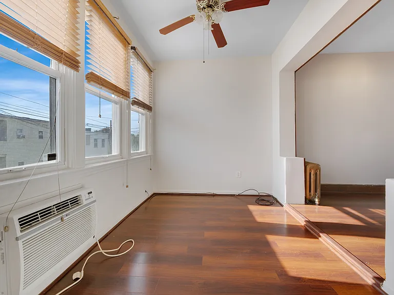 1409 Orren St NE — Photo 10