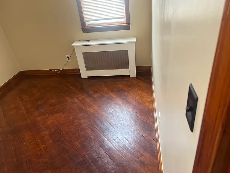 56 John Pl — Photo 7