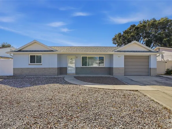 7420 Sandalwood Dr, Port Richey, FL 34668