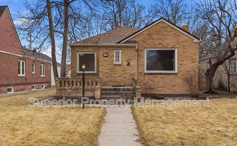 1st image of 109 W 1st Ave