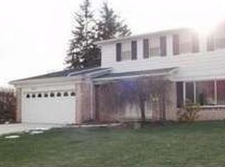 3857 Estates Ct, Troy, MI 48084