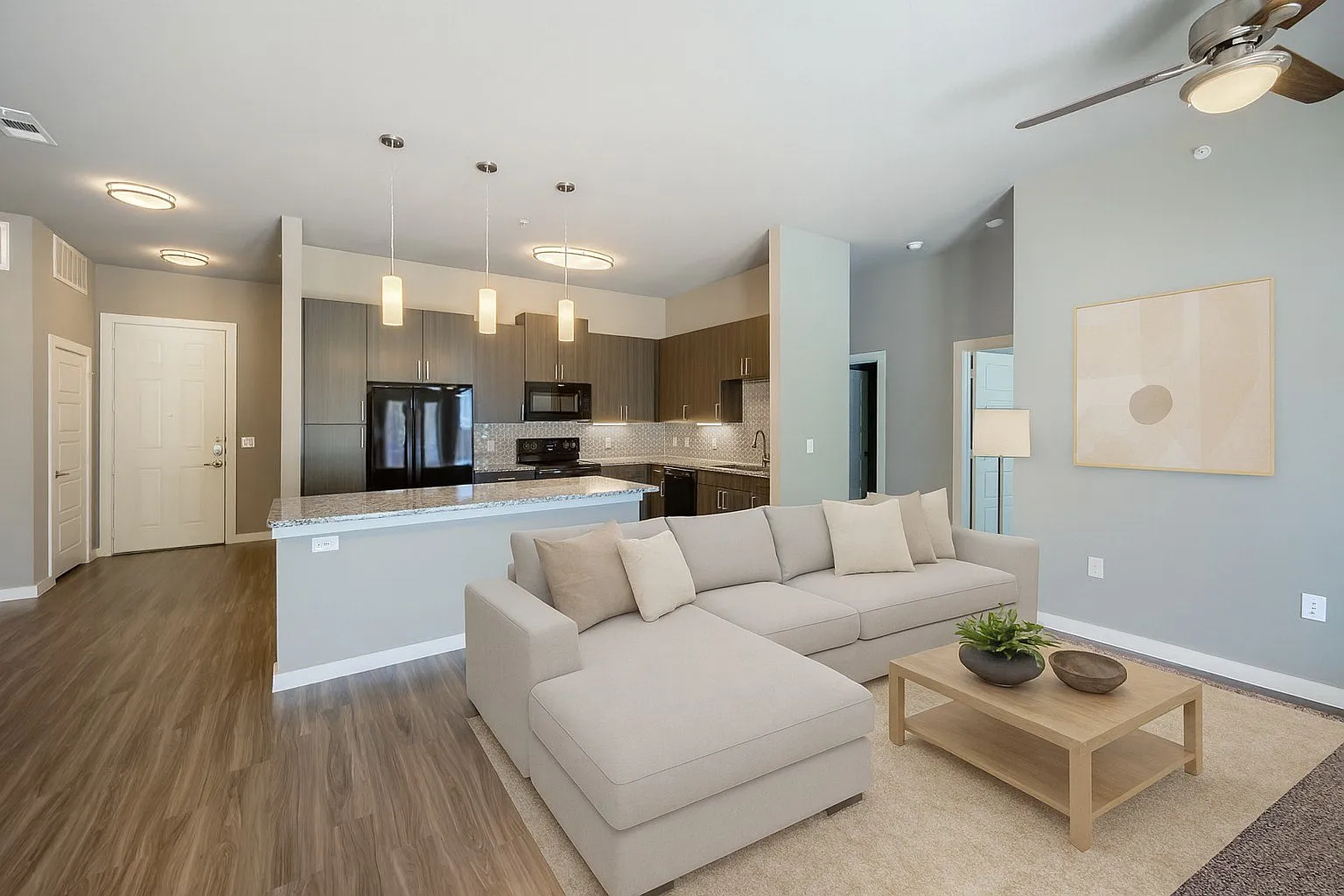 Harmony Luxury Apartments — Photo 4