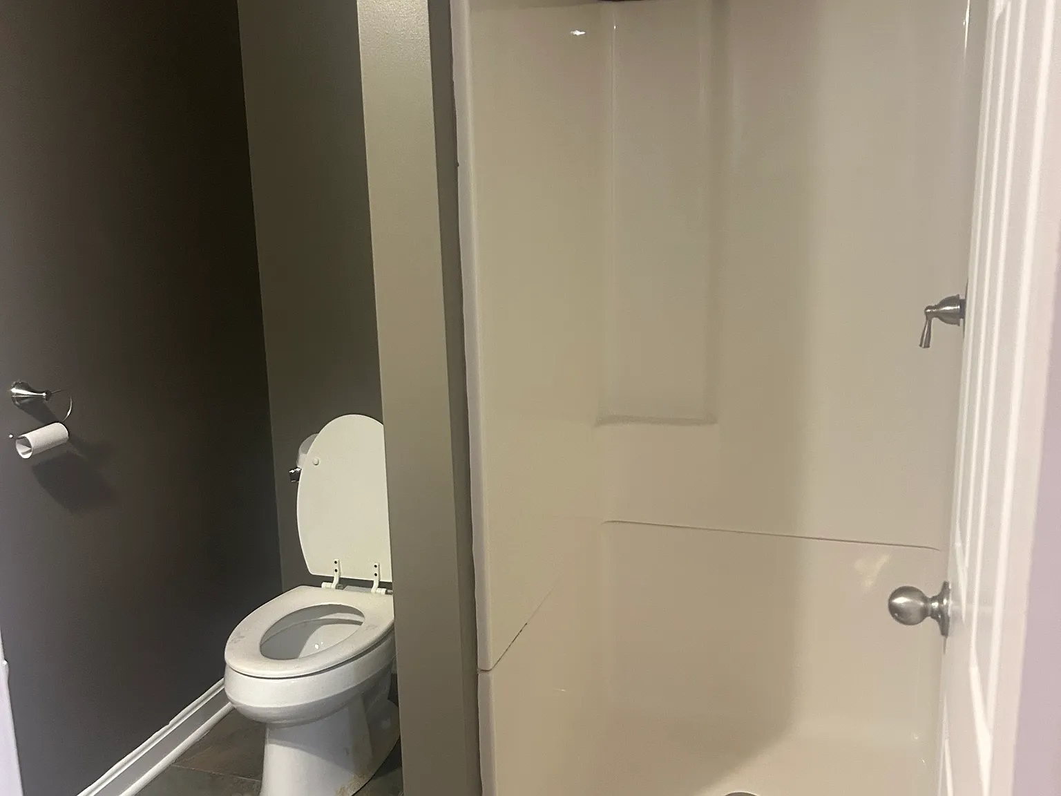 3 bed, 1.5 bath, 1100 sqft, $2,000 — Photo 2