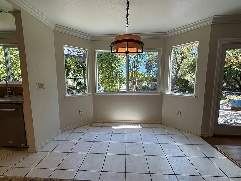 4973 Monaco Dr — Photo 18