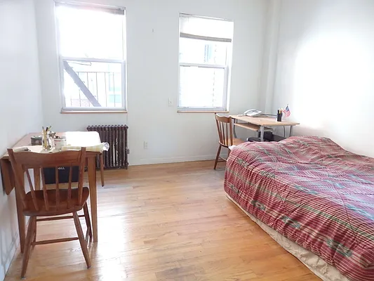 Rented by John O'Kelly Real Estate | media 5