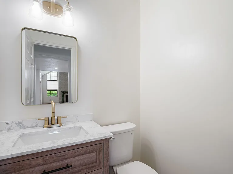 1275 Cambridge Ct — Photo 22