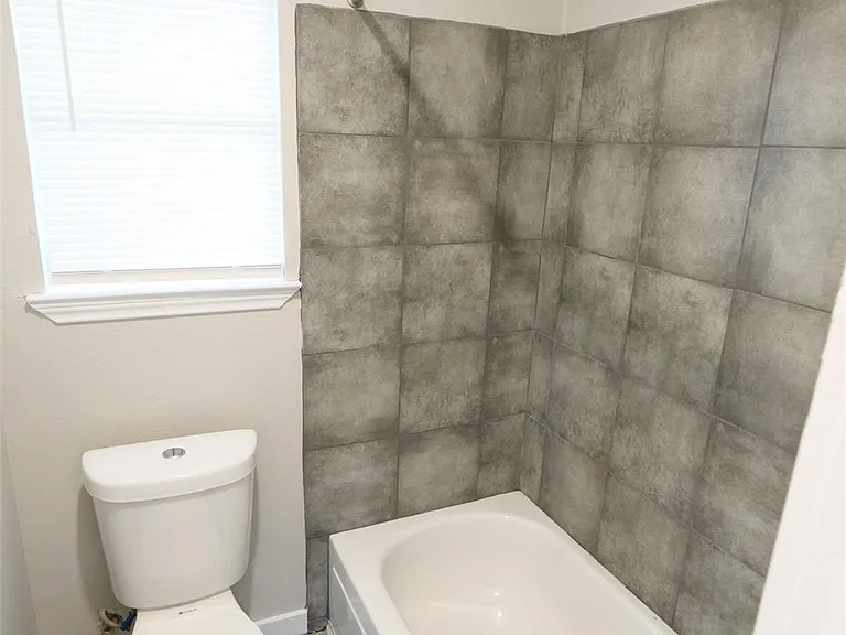 15654 Boulder Oaks Dr — Photo 16