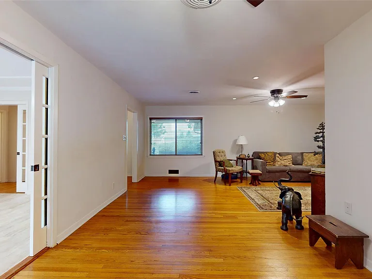 9910 Pine Lake Dr — Photo 11