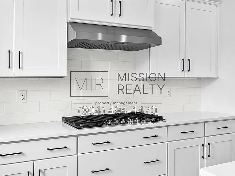 13513 Pinstone Ct — Photo 17