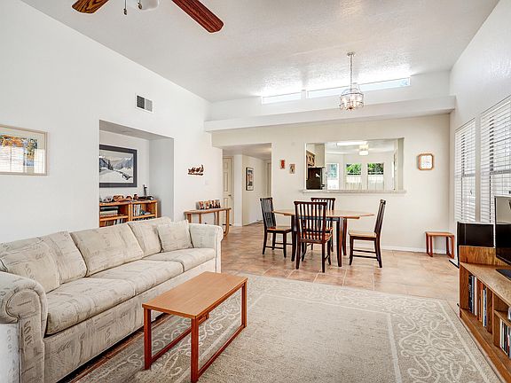 4th image of 1241 Don Francisco Pl NW