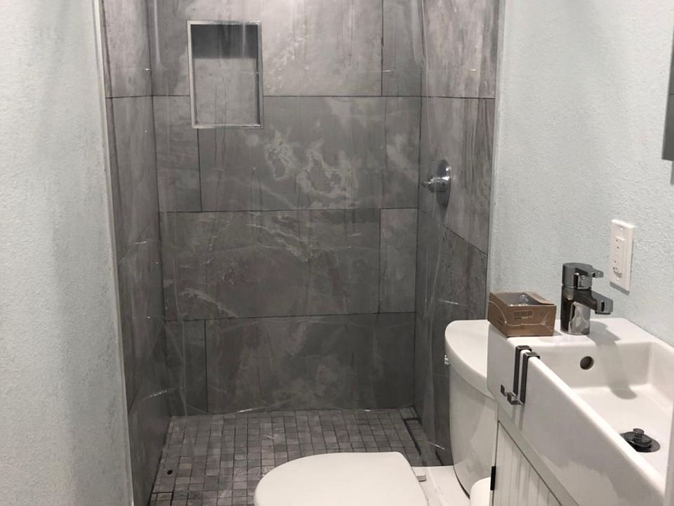 1st image of 168 6th St #1