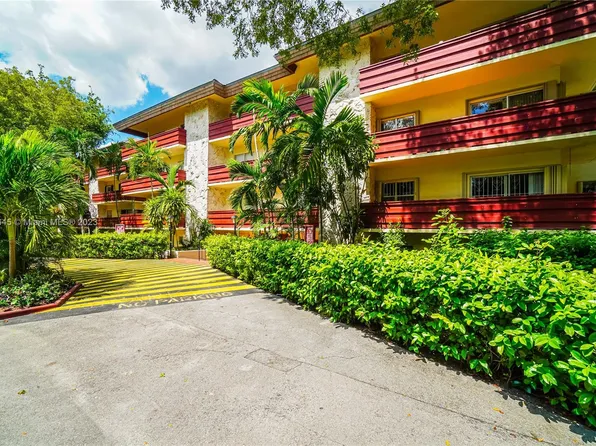 1205 Mariposa Ave APT 422, Coral Gables, FL 33146