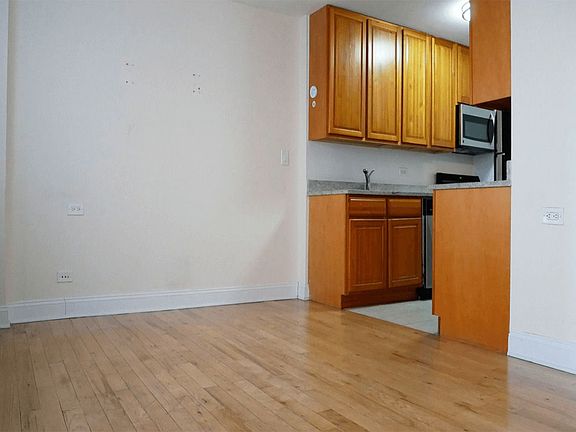3rd image of 341 10th St APT 8M