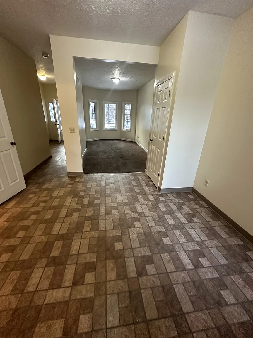 2329 E 93rd St #2333 photo 1