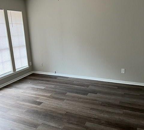 4th image of 16326 Locke Haven Dr