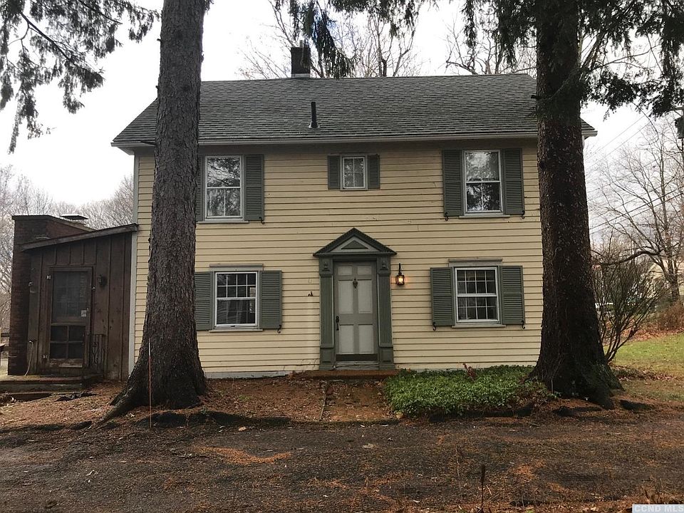 1st image of 631 Albany Tpke
