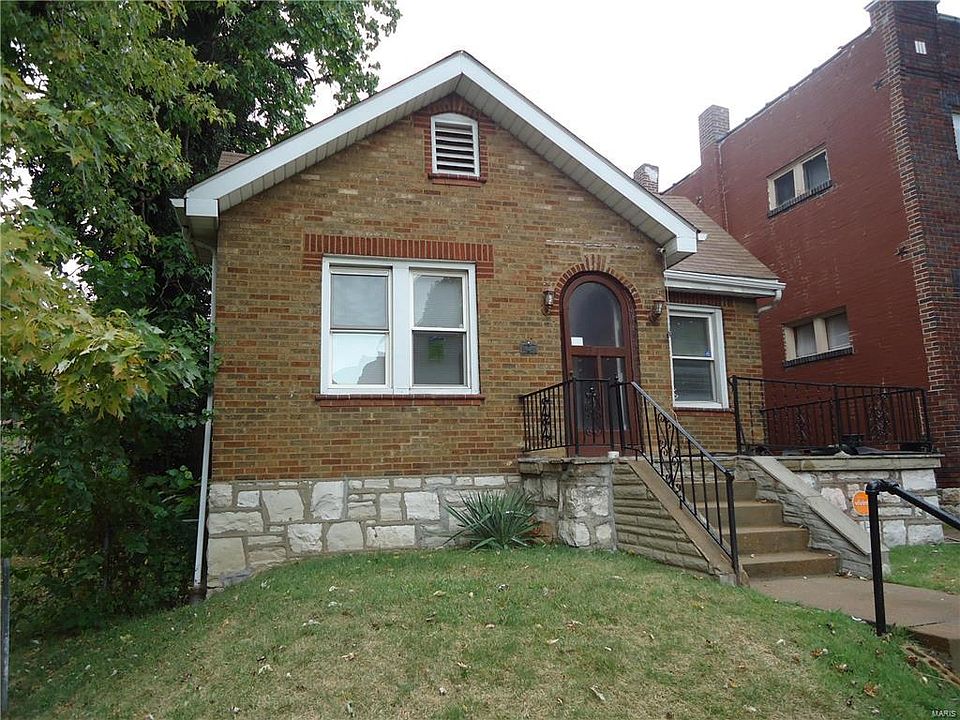 1st image of 3545 Iowa Ave