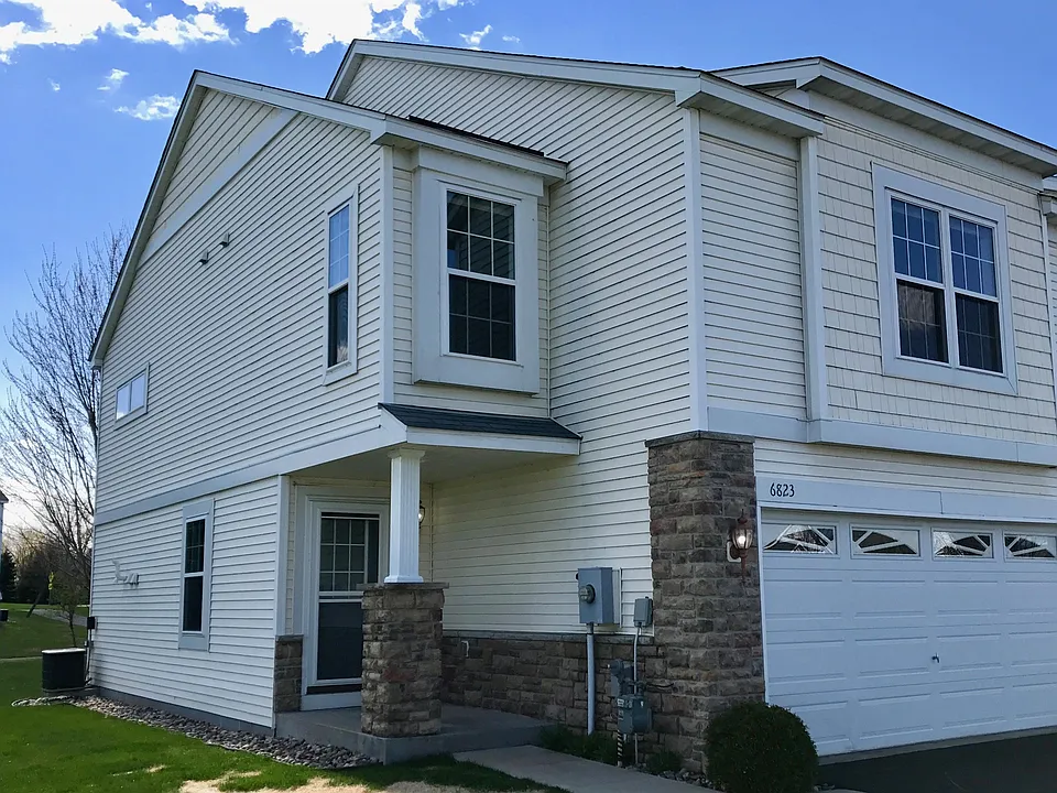 6823 Newbury Rd
