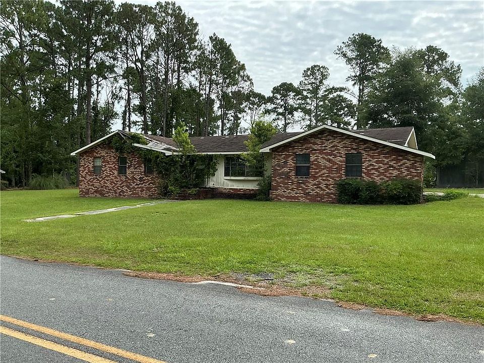 1st image of 2608 Winchester Dr